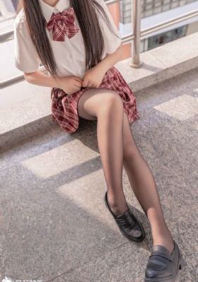 国产精品老热丝在线观看_剧情片高清完整版