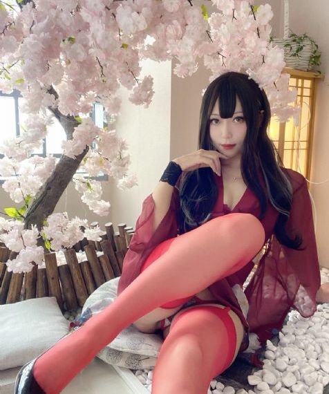 巨茎大战色妇_剧情片在线手机播放